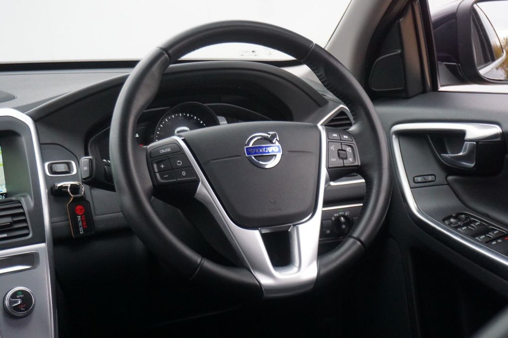 Used Volvo XC60 2016 for sale - 76855099: Photo 31