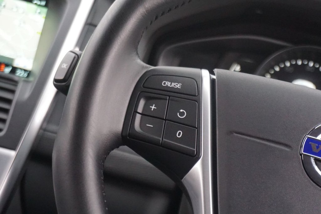 Used Volvo XC60 2016 for sale - 76855099: Photo 32