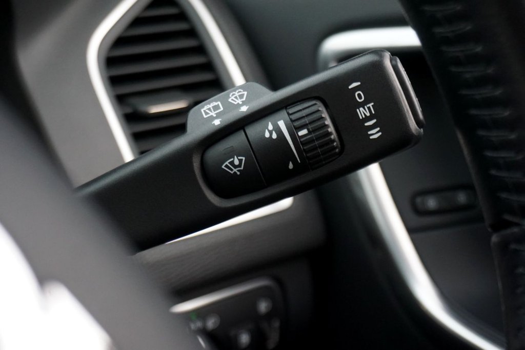 Used Volvo XC60 2016 for sale - 76855099: Photo 36