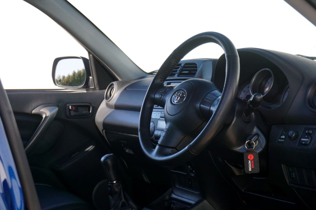 Used Toyota RAV4 2004 for sale - 76783966: Photo 18