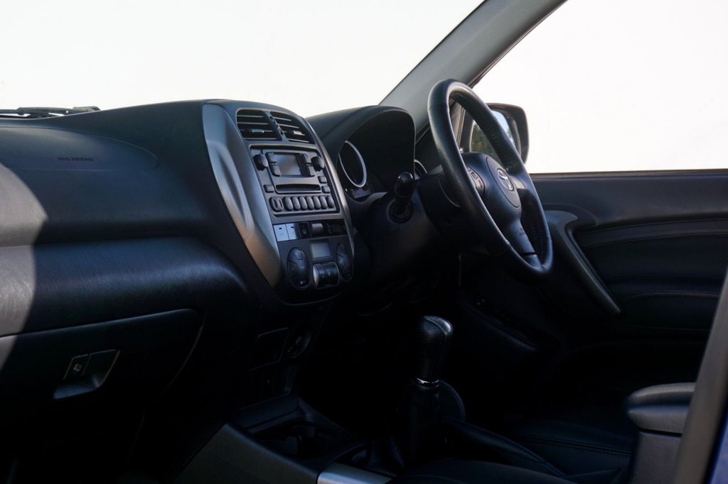 Used Toyota RAV4 2004 for sale - 76783966: Photo 21