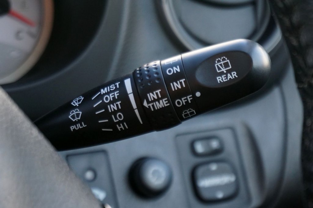 Used Toyota RAV4 2004 for sale - 76783966: Photo 35