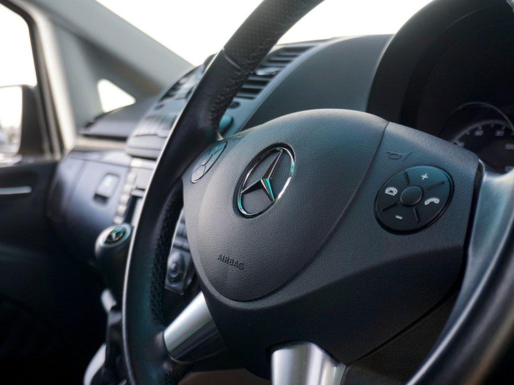 Used Mercedes-Benz Viano 2013 for sale - 77288133: Photo 19