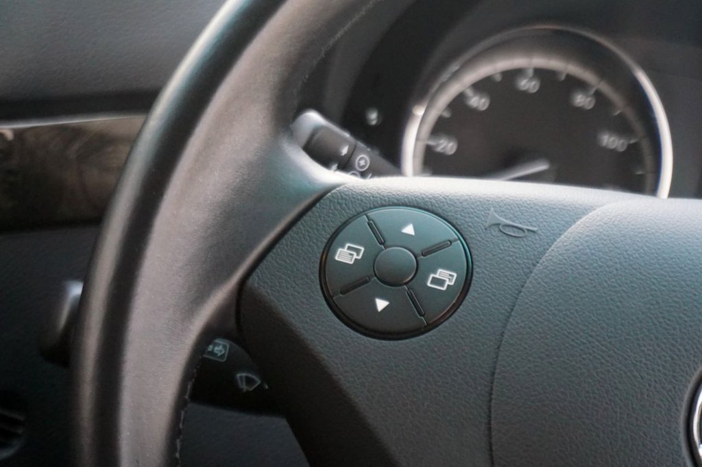 Used Mercedes-Benz Viano 2013 for sale - 77288133: Photo 35