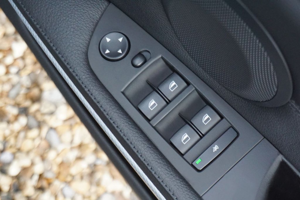 Used BMW 3 Series 2008 for sale - 77643108: Photo 46