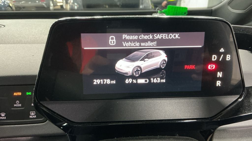 Used Volkswagen ID.3 2021 for sale - 78068812: Photo 9