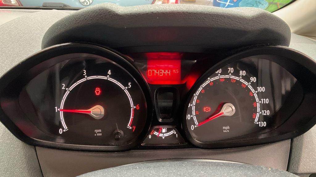 Used Ford Fiesta 2011 for sale - 77966934: Photo 8