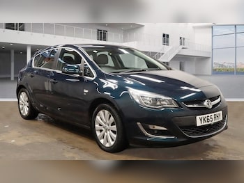 Used Vauxhall Astra 2015 for sale - 76986222: Photo