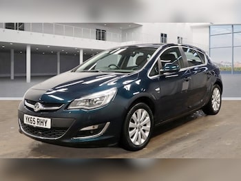 Used Vauxhall Astra 2015 for sale - 76986222: Photo