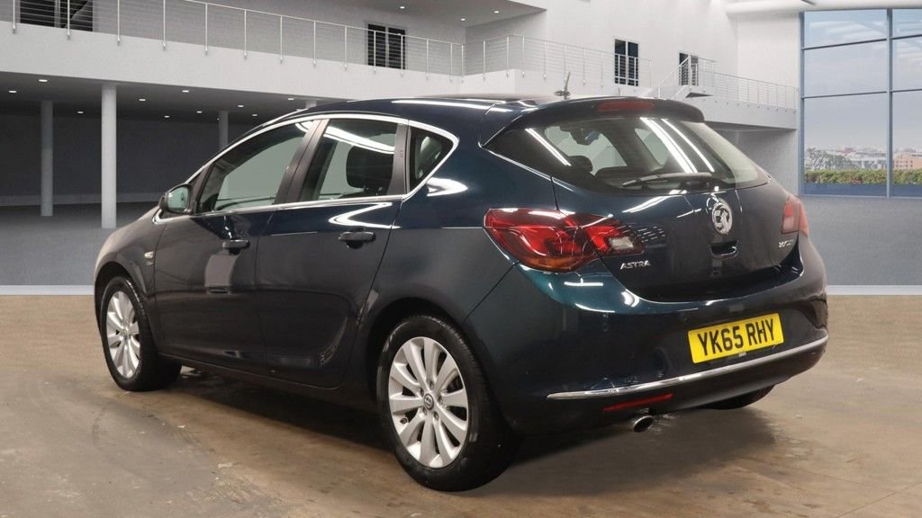 Used Vauxhall Astra 2015 for sale - 76986222: Photo 4