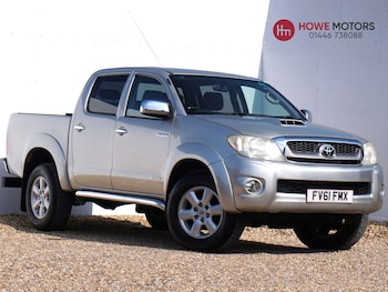 Used Toyota Hilux 2011 for sale - 79176624: Photo