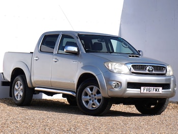 Used Toyota Hilux 2011 for sale - 79176624: Photo