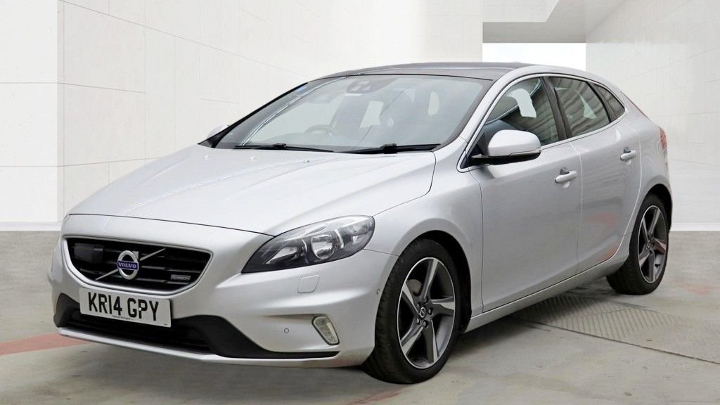 Used Volvo V40 2014 for sale - 78181732: Photo 2