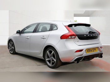 Used Volvo V40 2014 for sale - 78181732: Photo