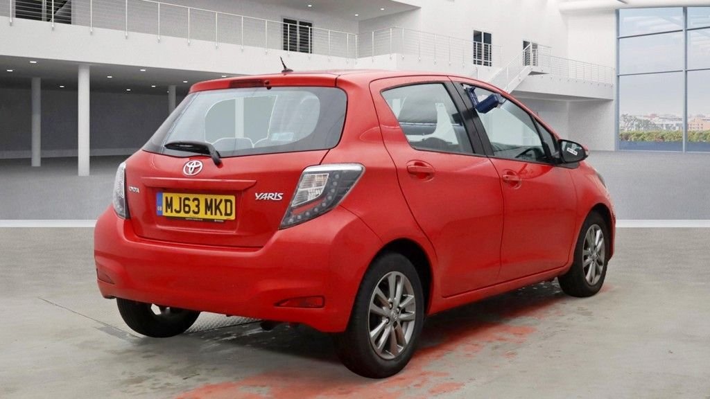 Used Toyota Yaris 2014 for sale - 76783499: Photo 3