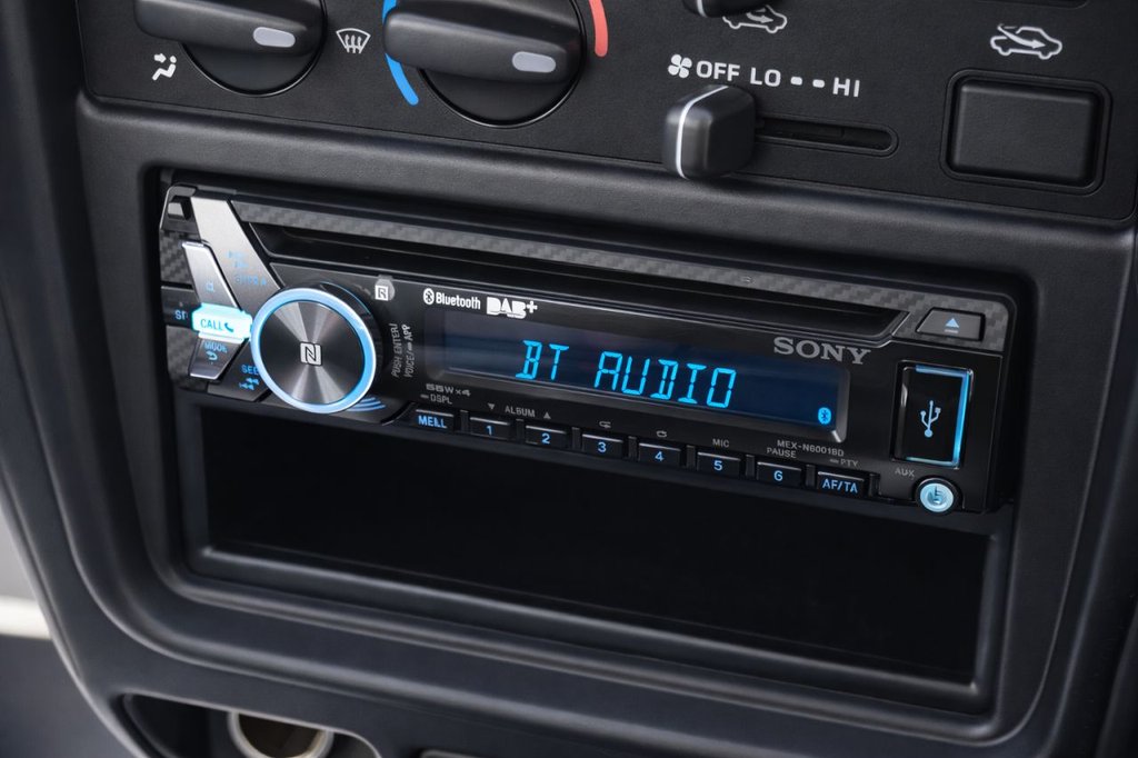 Used Toyota Hilux 2003 for sale - 77643103: Photo 17