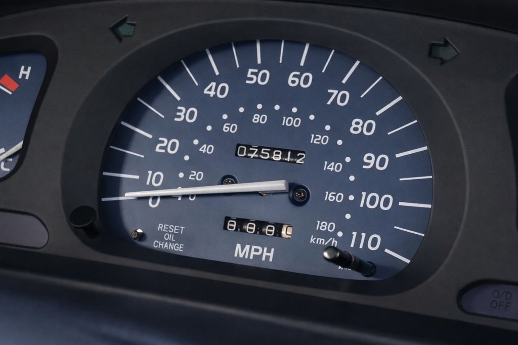 Used Toyota Hilux 2003 for sale - 77643103: Photo 23