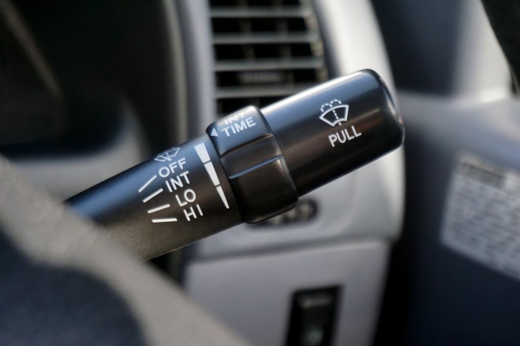 Used Toyota Hilux 2003 for sale - 77643103: Photo 24