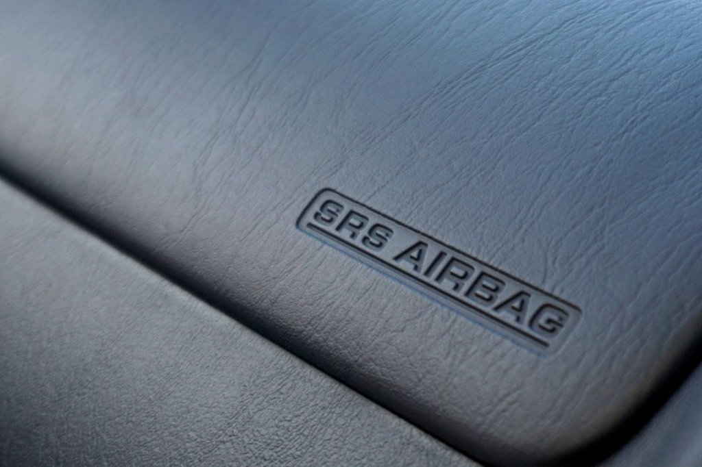 Used Toyota Hilux 2003 for sale - 77643103: Photo 26