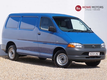 Used Toyota HiAce 2005 for sale - 79341331: Photo