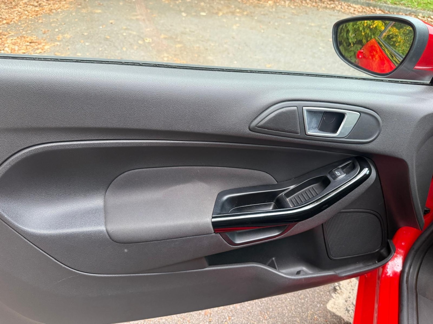 Used Ford Fiesta 2013 for sale - 76302948: Photo 35