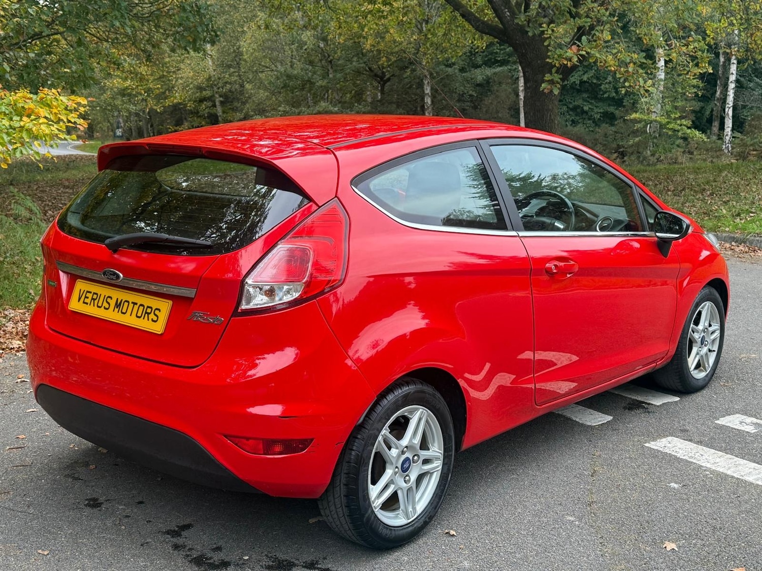 Used Ford Fiesta 2013 for sale - 76302948: Photo 4