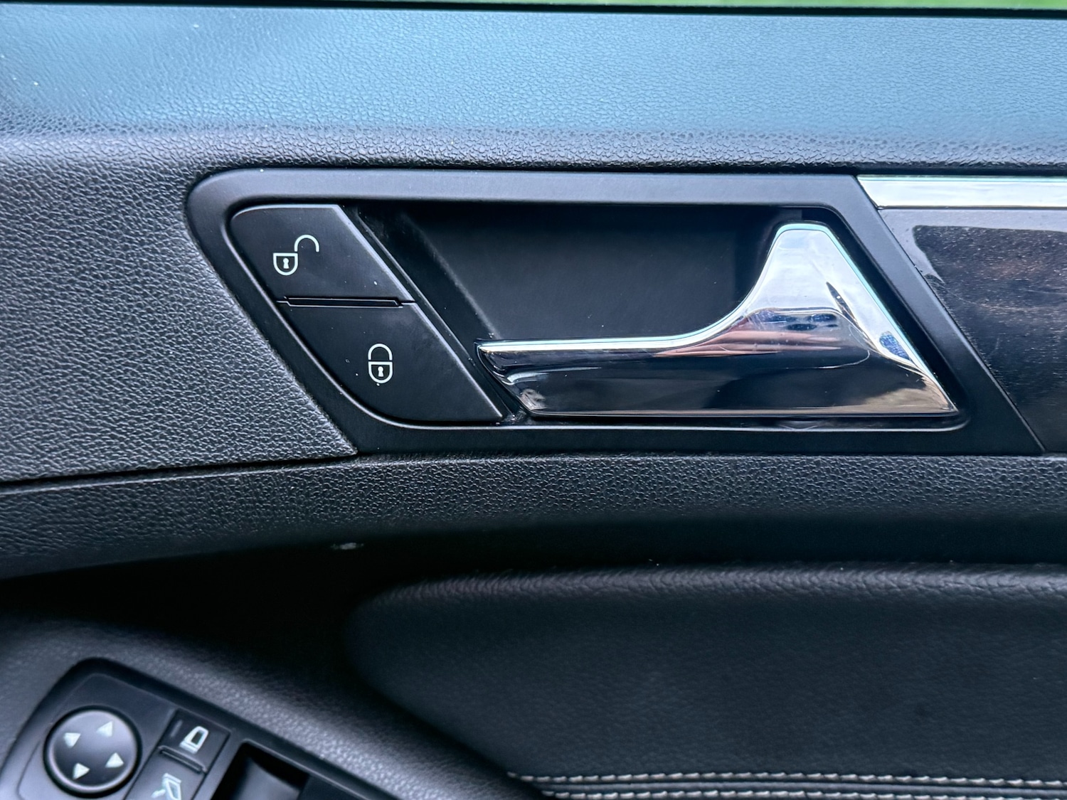 Used Mercedes-Benz M Class 2009 for sale - 77084330: Photo 35