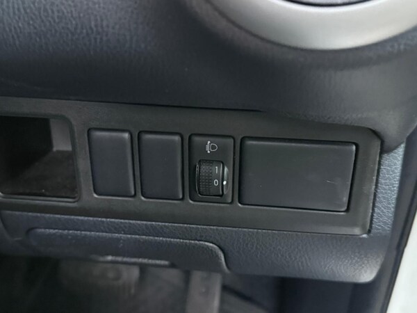 Used Nissan Note 2013 for sale - 76090615: Photo 22