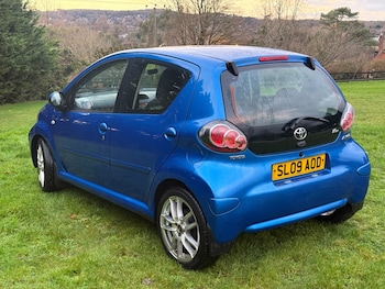 Used Toyota AYGO 2009 for sale - 76812990: Photo