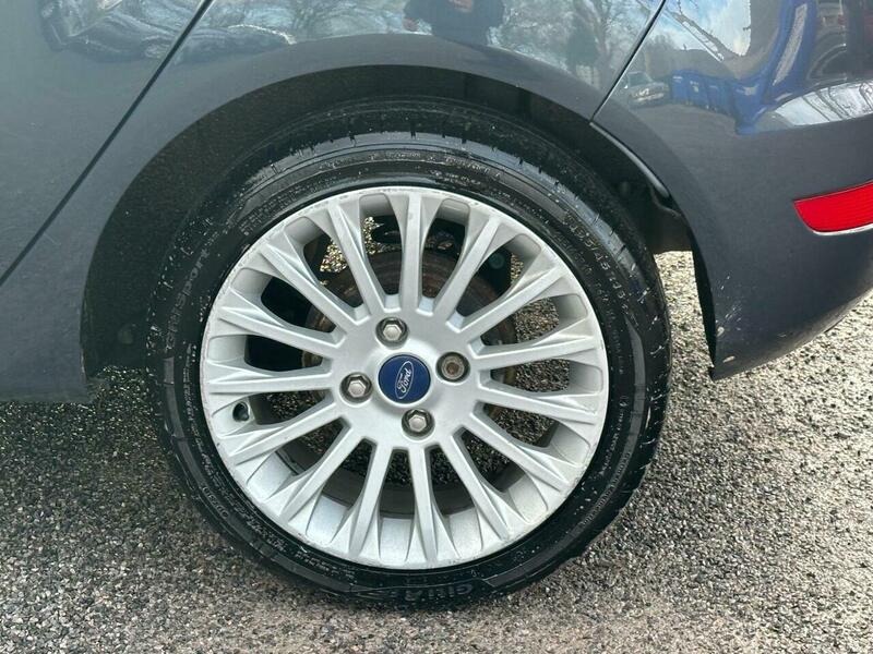 Used Ford Fiesta 2012 for sale - 77663061: Photo 10