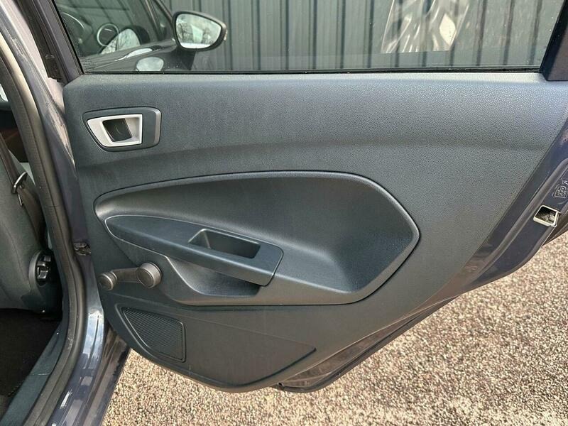 Used Ford Fiesta 2012 for sale - 77663061: Photo 11