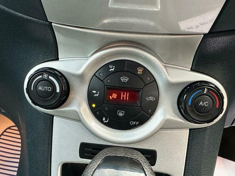 Used Ford Fiesta 2012 for sale - 77663061: Photo 13