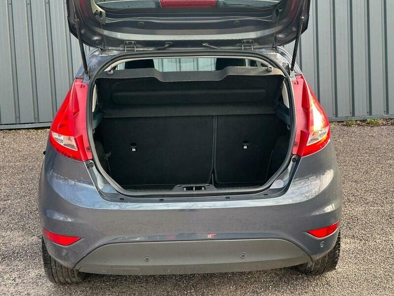 Used Ford Fiesta 2012 for sale - 77663061: Photo 15