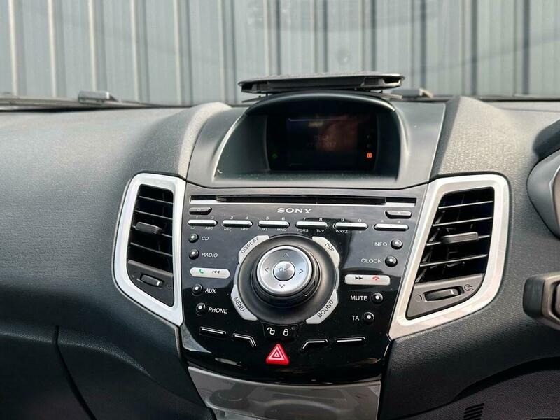 Used Ford Fiesta 2012 for sale - 77663061: Photo 18