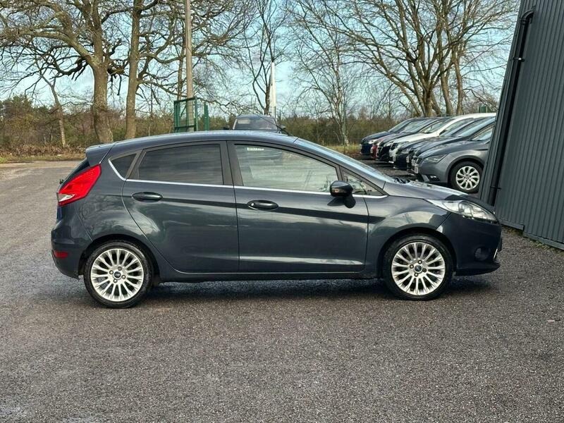 Used Ford Fiesta 2012 for sale - 77663061: Photo 4