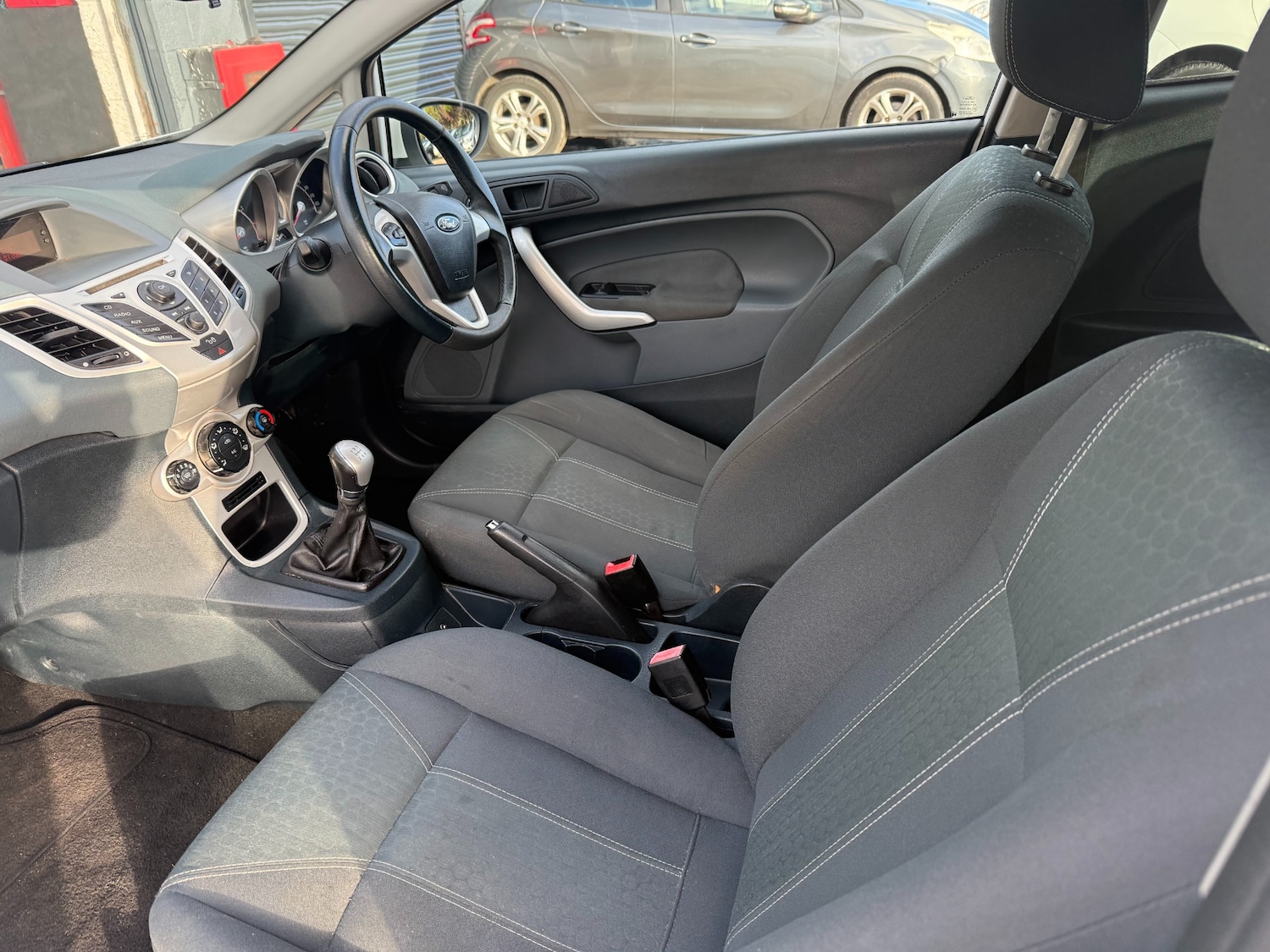 Used Ford Fiesta 2009 for sale - 76418527: Photo 24