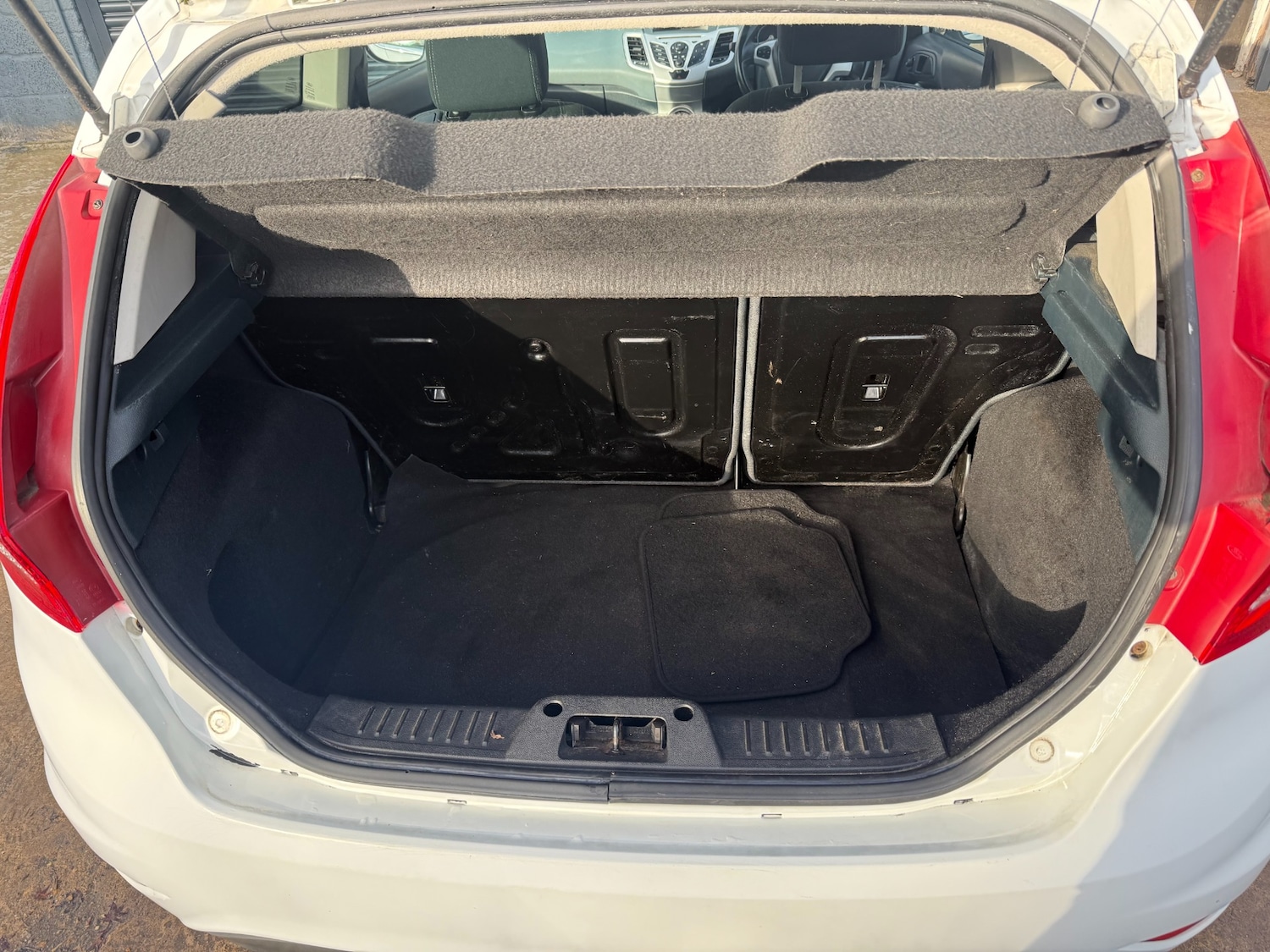 Used Ford Fiesta 2009 for sale - 76418527: Photo 25