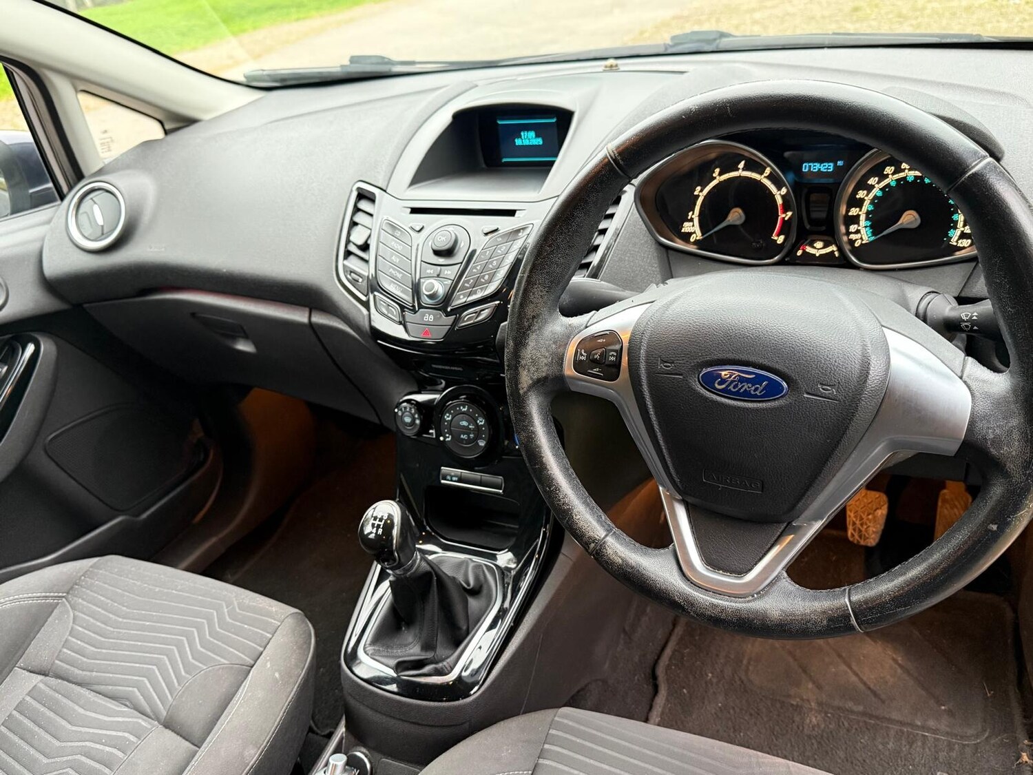 Used Ford Fiesta 2014 for sale - 76092266: Photo 31