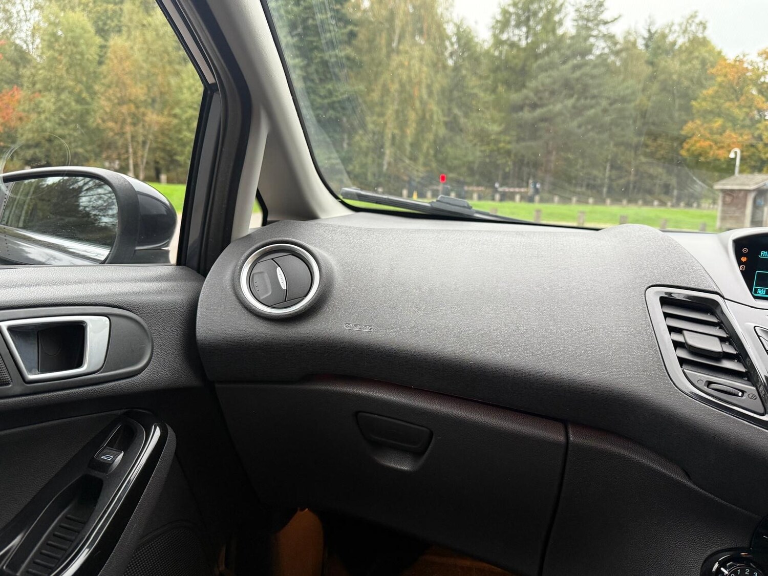 Used Ford Fiesta 2014 for sale - 76092266: Photo 39