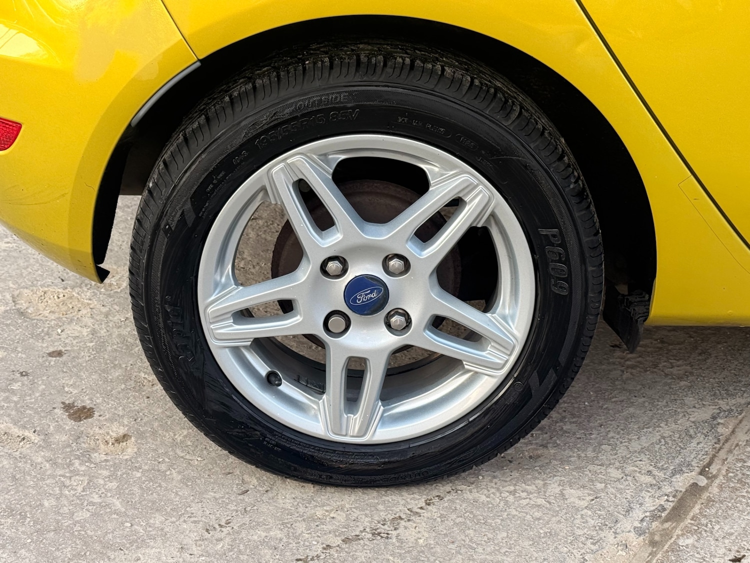 Used Ford Fiesta 2013 for sale - 77968927: Photo 10