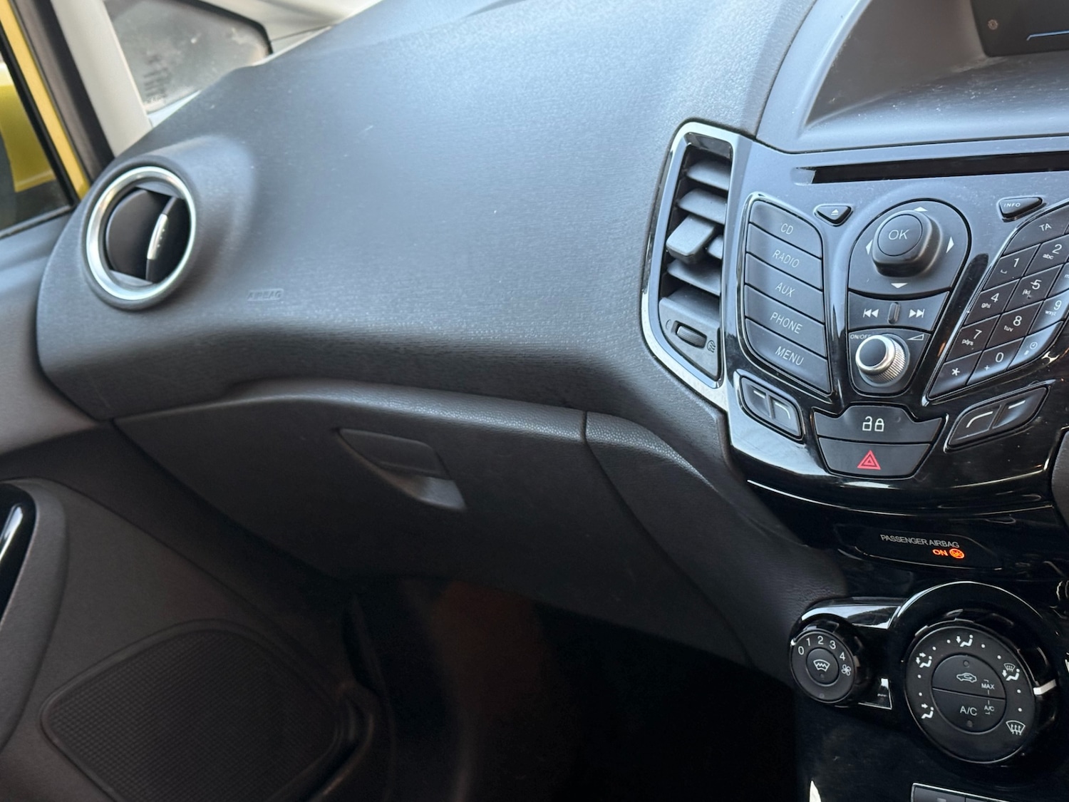 Used Ford Fiesta 2013 for sale - 77968927: Photo 21