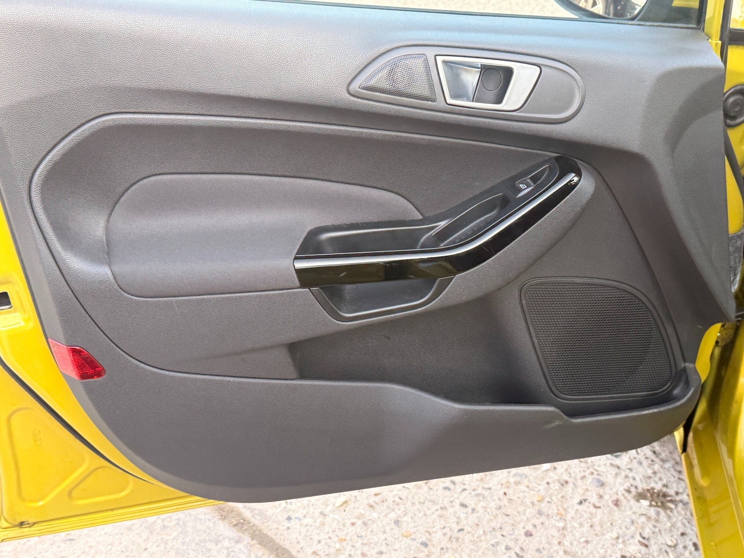 Used Ford Fiesta 2013 for sale - 77968927: Photo 28