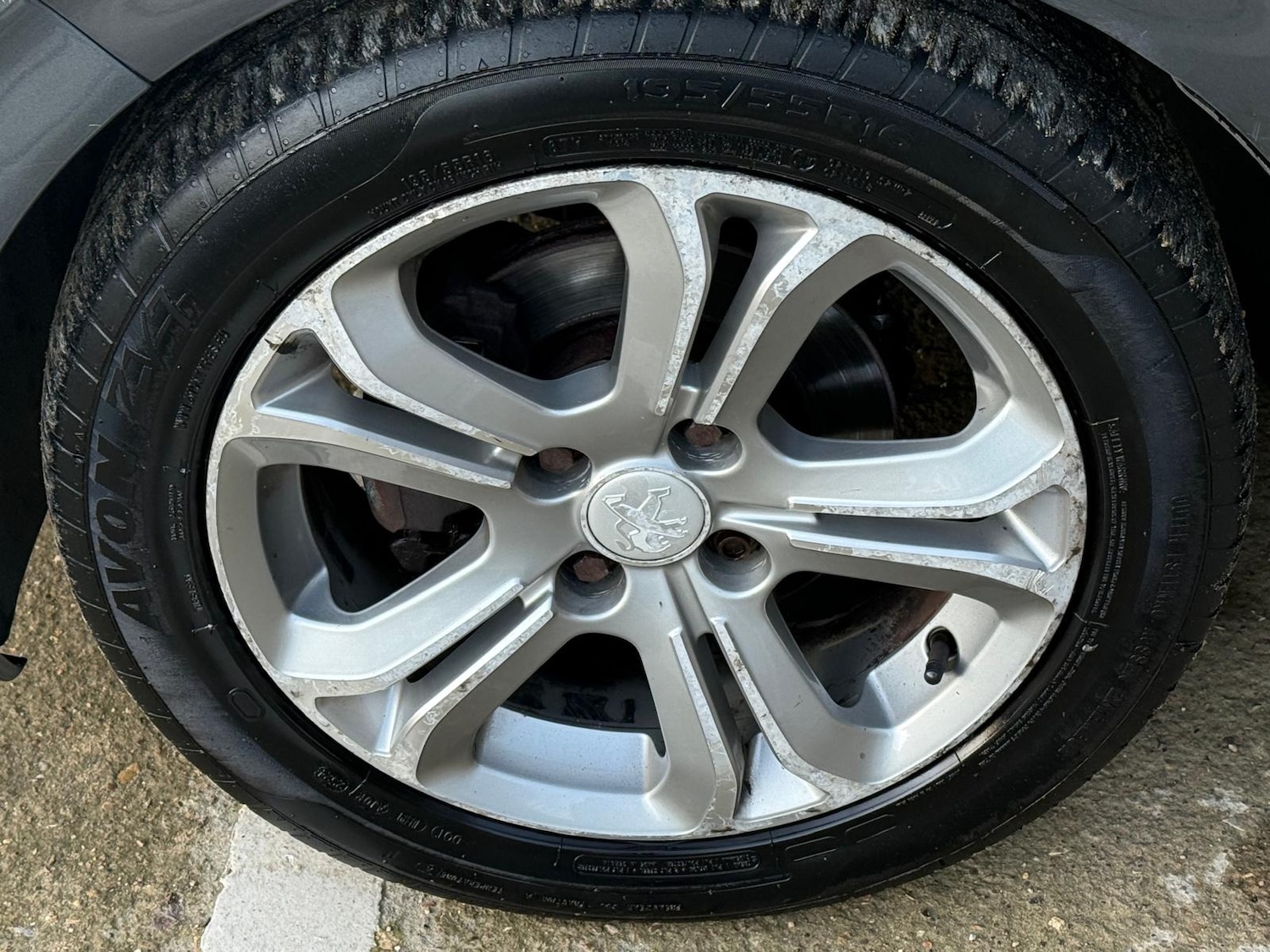 Used Peugeot 208 2012 for sale - 76761939: Photo 19