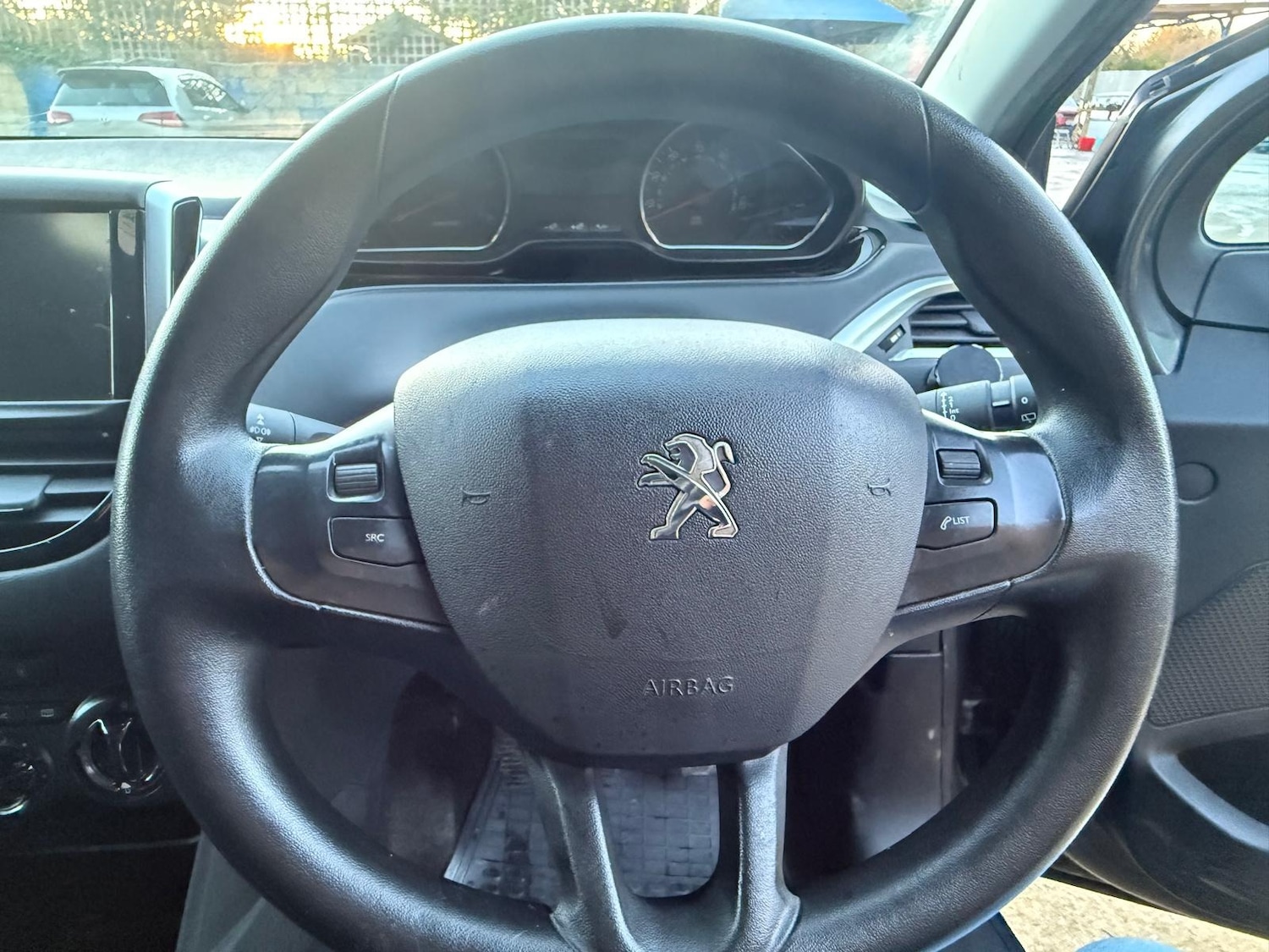 Used Peugeot 208 2012 for sale - 76761939: Photo 35