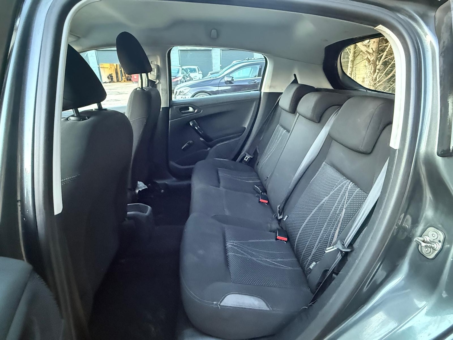 Used Peugeot 208 2012 for sale - 76761939: Photo 49