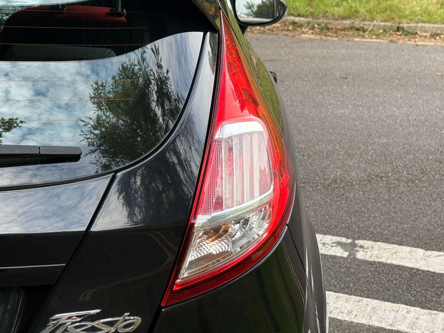 Used Ford Fiesta 2015 for sale - 76108332: Photo 24