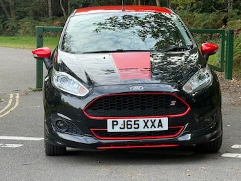 Used Ford Fiesta 2015 for sale - 76108332: Photo 2