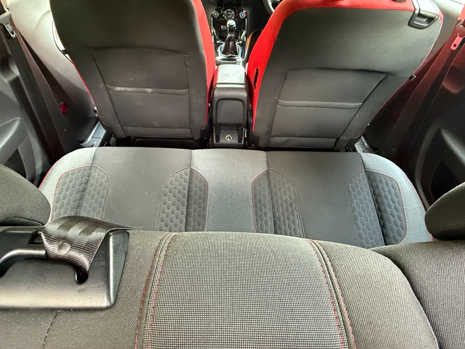 Used Ford Fiesta 2015 for sale - 76108332: Photo 30