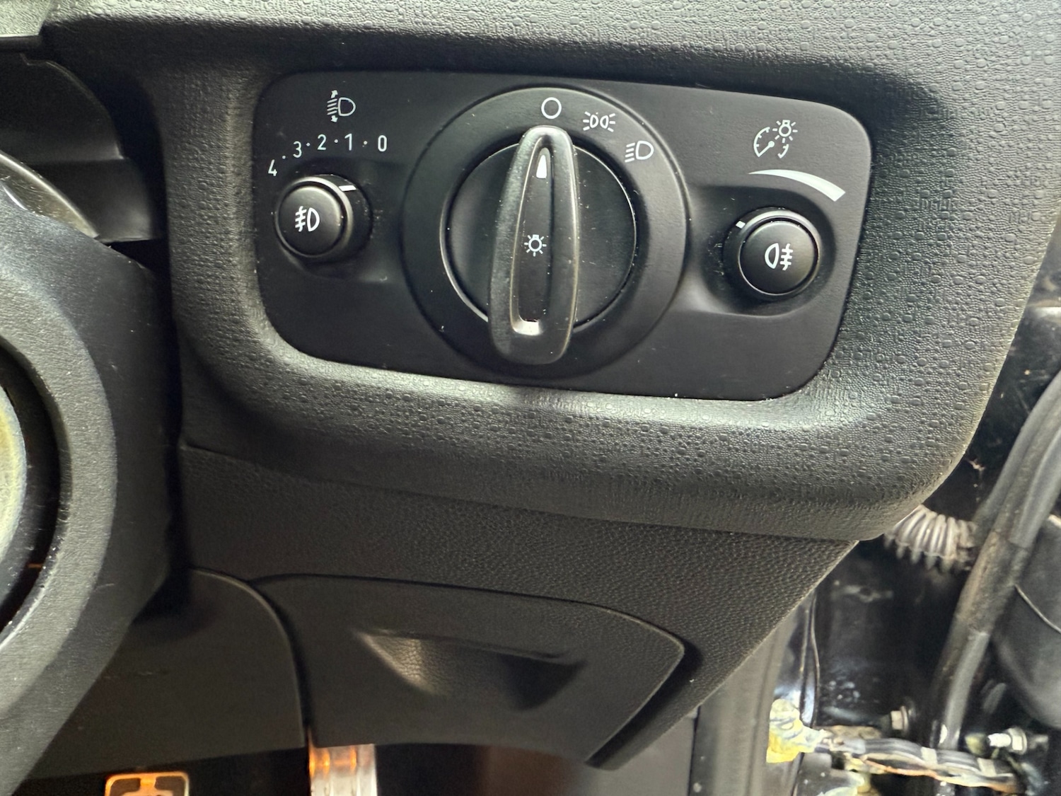 Used Ford Fiesta 2015 for sale - 76108332: Photo 32