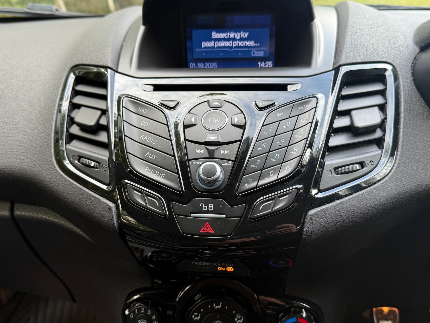 Used Ford Fiesta 2015 for sale - 76108332: Photo 35